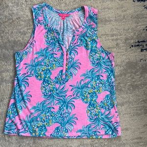 🌺 Lilly Pulitzer Essie Top